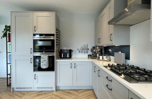 Luxury 3 Bedroom Home - 15mins to Birkdale Open - Foto 44