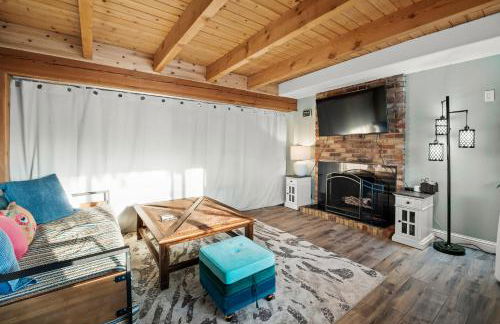 MtnCity Views 4BR Firepit FamilyRetreat NearUNR - Foto 26