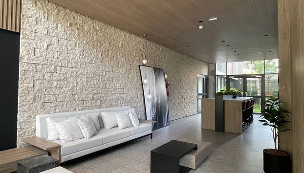 Haus Residence Brooklin - Photo 4, Hall