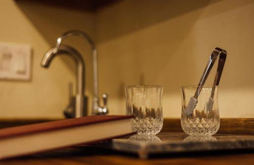 Villa Serena - Hidden Speakeasy - Foto 32