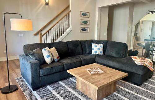 Luxe by the Lake - Pool Access - Photo 26