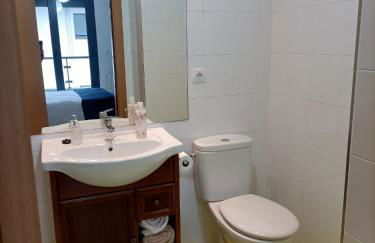 Relájate en Ramales de la Victoria, apartamento con piscina y parking - Foto 17
