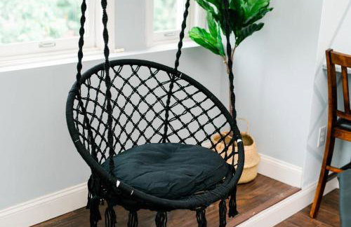 Modern Chic Suite - Amazing Location - GroupStay - Foto 14