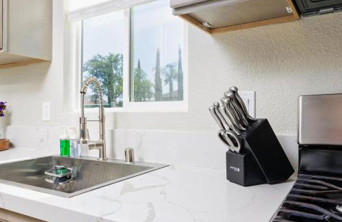 Sunlit Front House I Peaceful & Private Home-Away - Foto 11