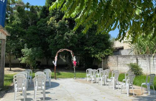CASA inteira entre Guaratiba e Campo Grande, Rio de Janeiro, RJ - a 40 min da praia, próximo ao Estádio Miecimo da Silva e Park Shopping-Ideal para descanso, encontros, festa e lazer-3000 m2 - Foto 13