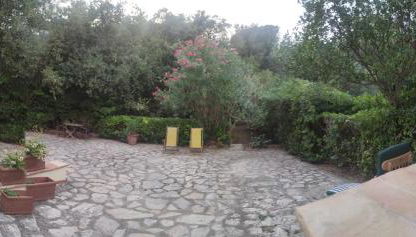 Bilocale a due passi dal mare immerso nel verde - Foto 2