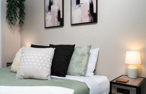 Cozy in Queen Anne - 94 Walk Score - Free Parking - Foto 14