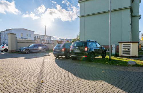 Ruhig - Privatparkplatz - barrierearm Quiet - private car park - low barrier - Photo 23