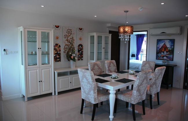 Jomtien Beach Penthouses - Photo 22