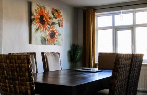 The Brown Box Holiday Let - Foto 14