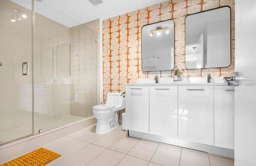 Miami Vice - Central Midtown Pool and Parking - Foto 23