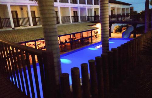 Apartamento amplo de frente para o mar em Resort - Foto 28