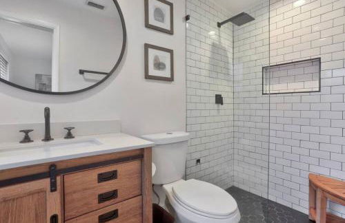 3BR HEATED POOL CLOSE TO BEACH - Foto 22