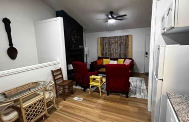 South Side Resort - Very Close Derby Turnpike Dtn - Photo 19