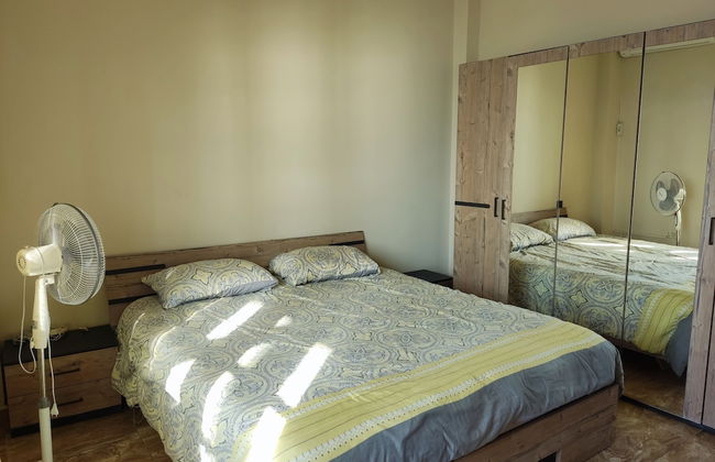 Big Seafront Apartment in Saida, Lebanon - Foto 5