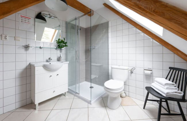 Large Holiday Villa With Garden, 6 Bedrooms - Foto 11