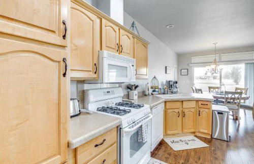 Walk to Colorado River Needles Gem with Pool Access - Foto 8