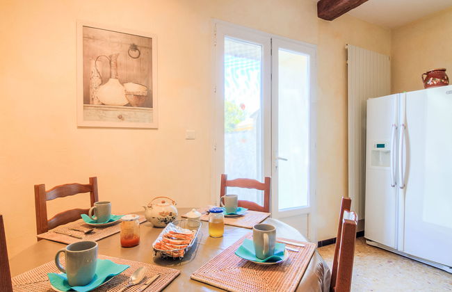 3 bedroom House in Althen-des-Paluds with private pool and garden - Photo 12