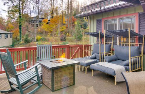 Lakefront Zirconia Home with Boathouse and Dock! - Foto 26