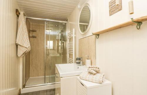 The Lily Pad - Foto 28