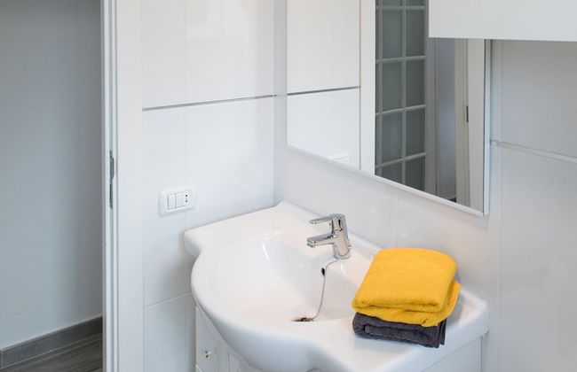 Santa Cruz Downtown Apartment, Luminosidad, Confort y Estilo - Foto 22