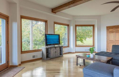 Fall Colors Getaway Walk to Downtown & Ferry - Foto 21