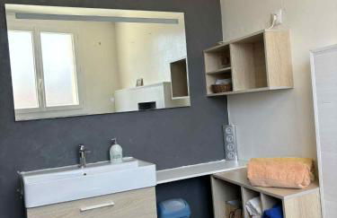 Gîte du RELAI du Château - Parc Oriental - Puy du Fou - Foto 36