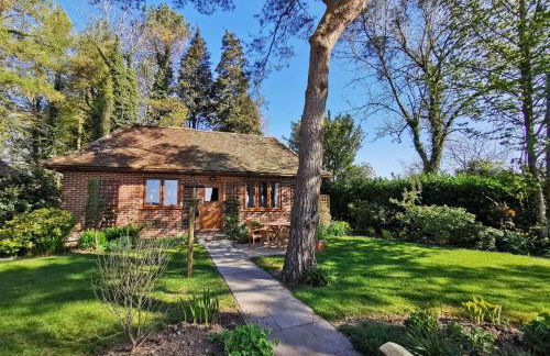 Wyndthorpe Cottage - Photo 1