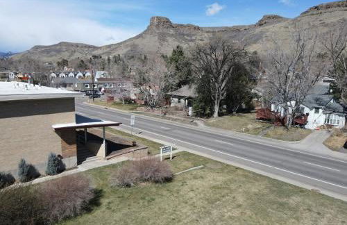 10 min to Red Rocks & KING BED & 7min to I70 & DT Golden & STR-25-0009 - Photo 31