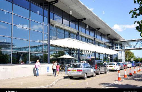 Ashford Retreat - 2 Bedroom 2 Bath great for families, business or contractor stays wt parking - Photo 14