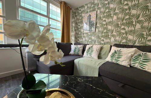 61 Moorfields city centre apartment sleeps 10 - Photo 8