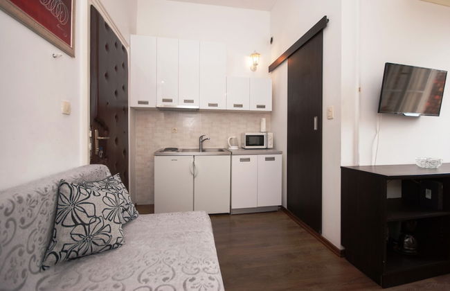 Apartments Angie - Photo 16