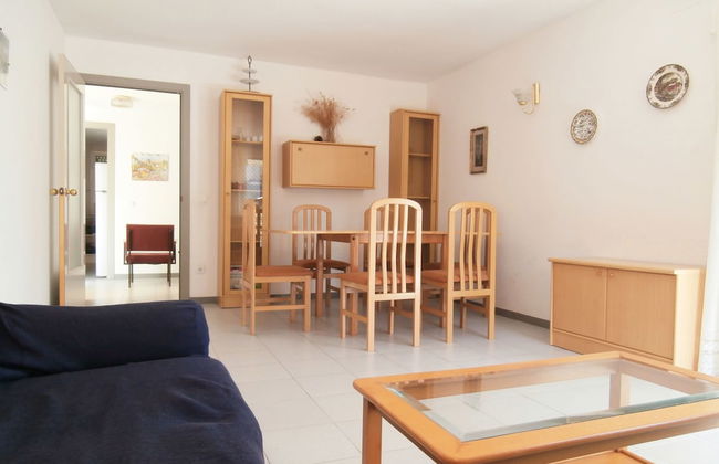 Apartment Open Pals - Photo 1