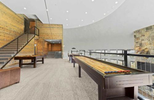 West Cabin- Yellowstone Family Retreat- Sled Hill - Foto 49