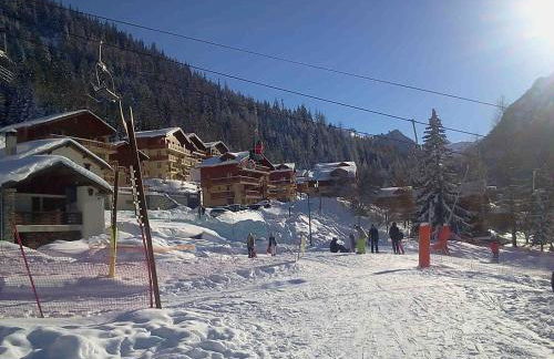 Studio + cabine à Valfréjus - 4 pers, balcon, proche remontées et commerces, draps inclus - FR-1-561-7 - Foto 9