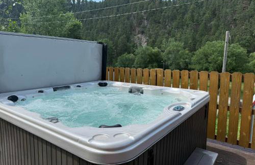 Rock Lodge Complete with Covered Parking - Foto 38