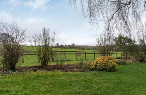 Luxury country oak beamed peaceful retreat - Photo 41