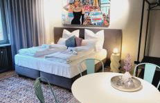 XZLLENZ Küche Bad S-Bahn Parken Smart-TV Wellbeing - Foto 22