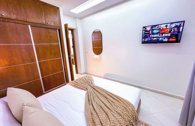 Elite Holiday Homes - Luxury & Centric Flat - Photo 15