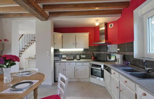 Maison spacieuse à St Denis de Villenette avec jardin clos - FR-1-497-115 - Foto 3