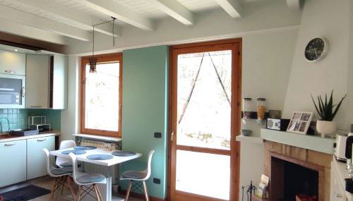 EnjoyIseoLake - Oasi Azzurra - Cosy flat with a terrace and a great view over lake and mountains - Foto 3, stove