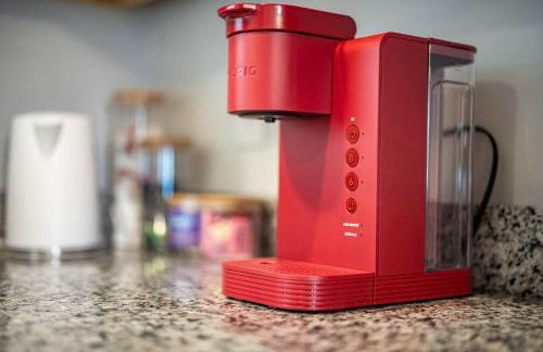 4BR Townhouse King Bed 2-Story Near NC State - Foto 10