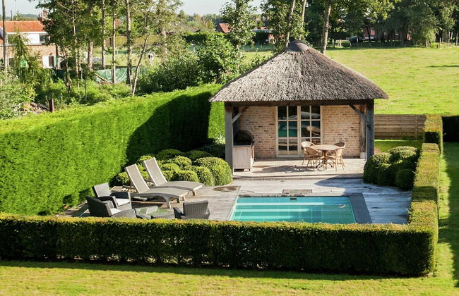 Classy Holiday Home in Aartrijke With Private Swimming Pool - Foto 22