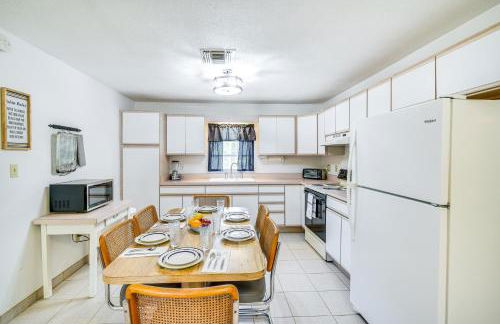 Pet-Friendly Fort McCoy Cabin with Fire Pit! - Foto 14