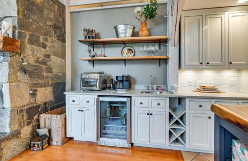 Monterey Home with Hot Tub, Pool and Game Room! - Foto 8