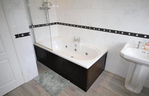 Whitley Bay House Sleeps 6 with Garden - Foto 29