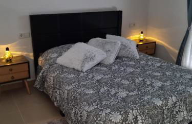 AGRADABLE ADOSADO CON PISCINA - Photo 6