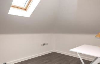 The Loft - Spacious Luxury 2 bed 2 bath with FREE Secure Parking and tube close by - Photo 23