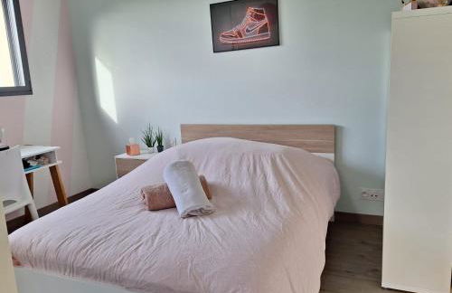 Parenthèse contemporaine - Élégance et nature - 15 min du Circuit des 24h - Foto 12