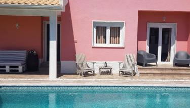 Family Villa Pool & Beach - Foto 3